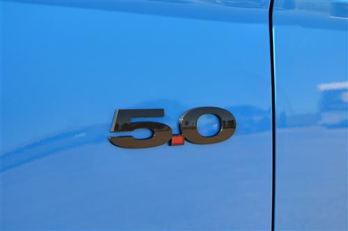 Mustang SVE "Coyote" Style Black 5.0 Emblem Black