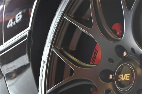 Mustang SVE   5-Lug Conversion Kit, 31 Spline Red (93-93)